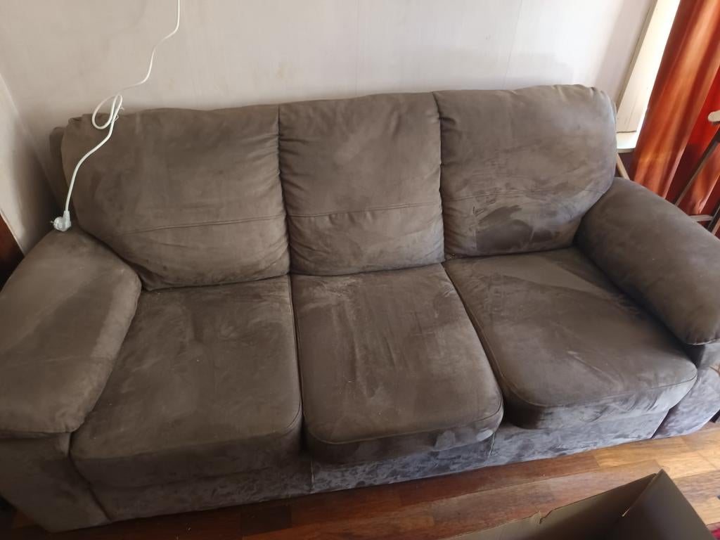 Kleine bruine driezitter, Huis en Inrichting, Ophalen of Verzenden, Zo goed als nieuw, Minder dan 150 cm
