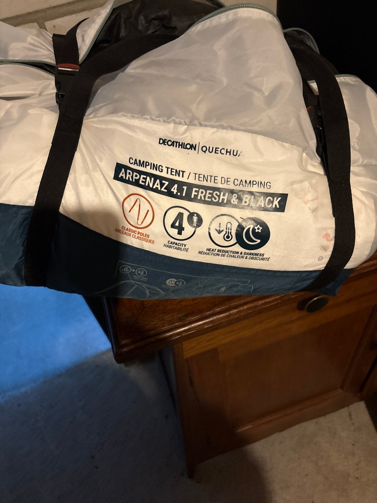 Decathlon Quechua Arpenaz 4.1 Fresh & Black tent, Ophalen, Zo goed als nieuw, Tot en met 4