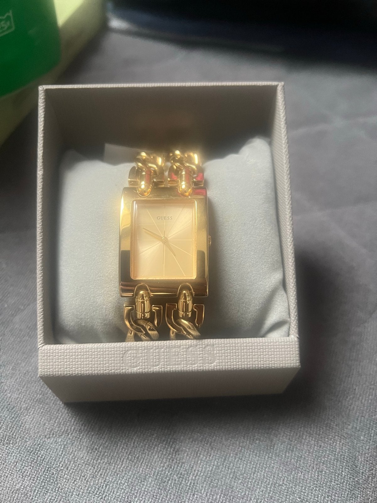 Gouden Guess Dames Polshorloge, Sieraden, Tassen en Uiterlijk, Horloges | Dames, Guess, Polshorloge, Ophalen of Verzenden, Zo goed als nieuw