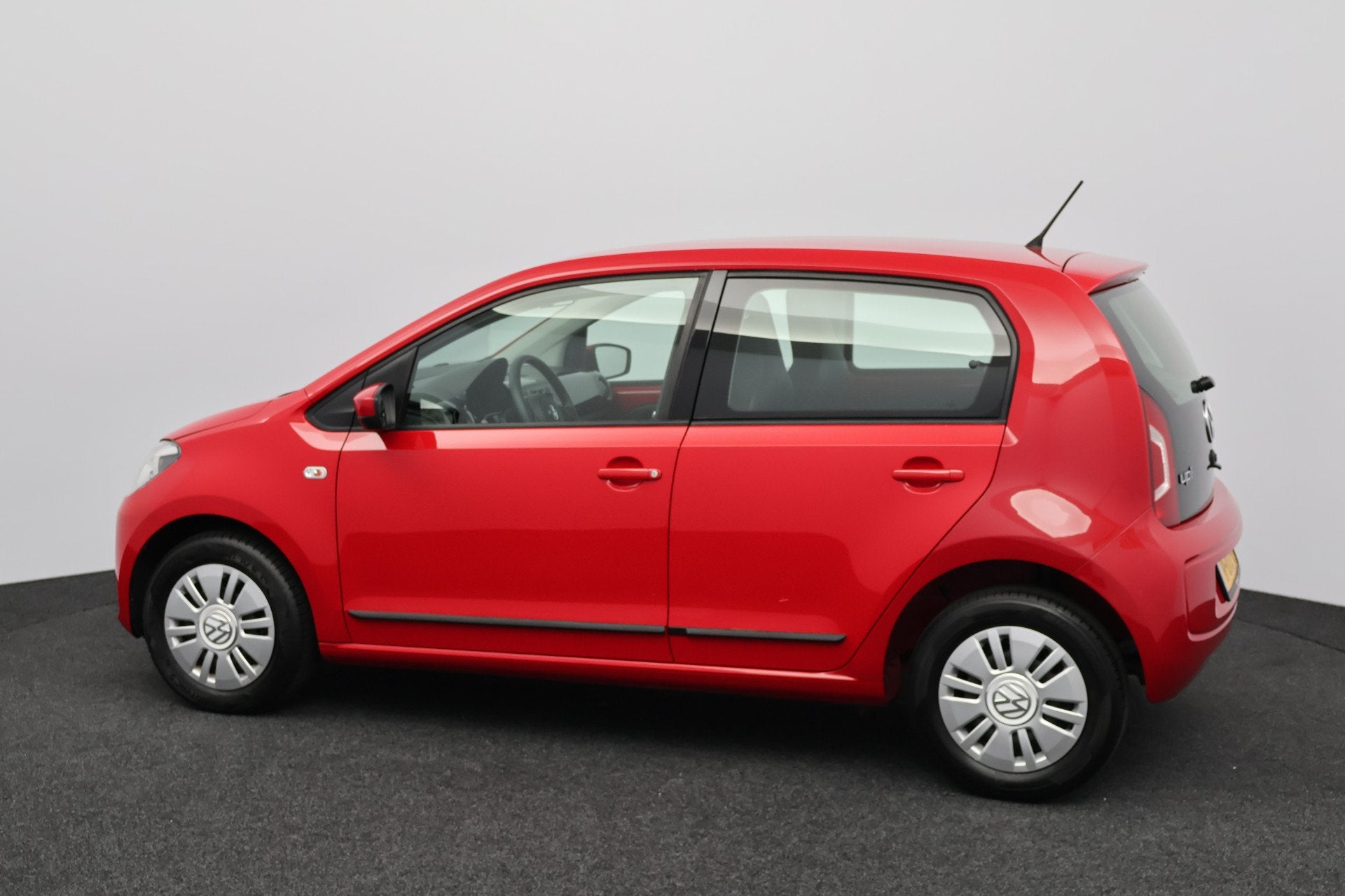 Volkswagen up! 1.0 up! Edition BlueMotion/ 5-DRS/ Airco!/ C., Auto's, Voorwielaandrijving, Euro 5, Stof, Gebruikt