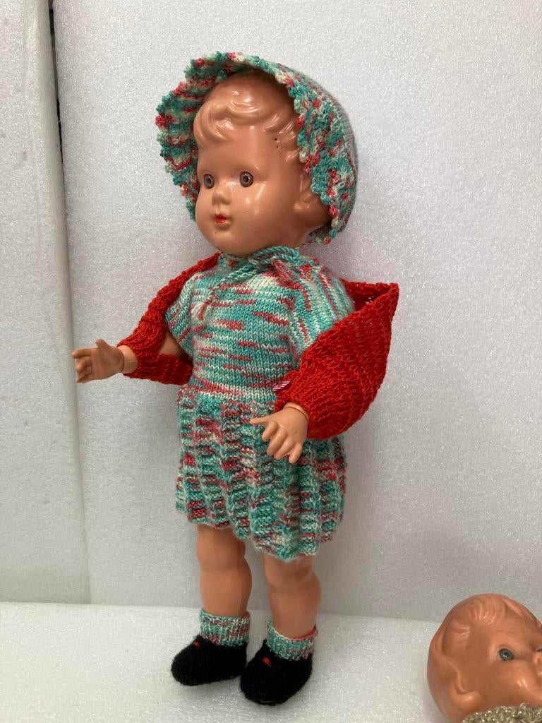Vintage pop met gebreide kleding, Antiek en Kunst, Ophalen of Verzenden