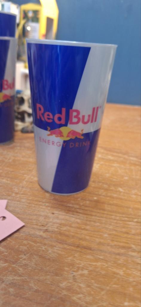 Red bull drinkbeker, Gebruiksvoorwerp, ., Ophalen of Verzenden, Zo goed als nieuw