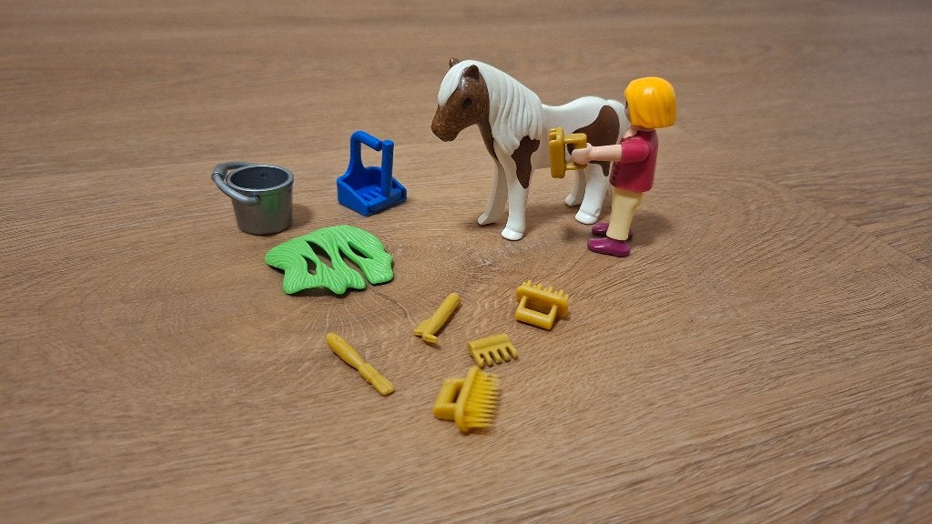 Playmobil meisje met pony 5291 (4x aanwezig), Kinderen en Baby's, Speelgoed | Playmobil, Zo goed als nieuw, Complete set, Figuren