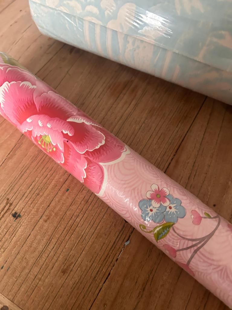 Eifering Behang - 1 rol - Nieuw in verpakking, Ophalen of Verzenden, Minder dan 10 m², Roze