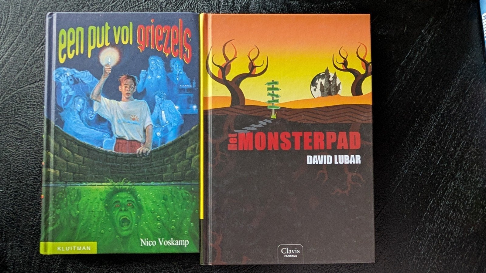 2 spannende boeken: Het monsterpad en een put vol griezels, Boeken, Ophalen of Verzenden, Zo goed als nieuw, Fictie