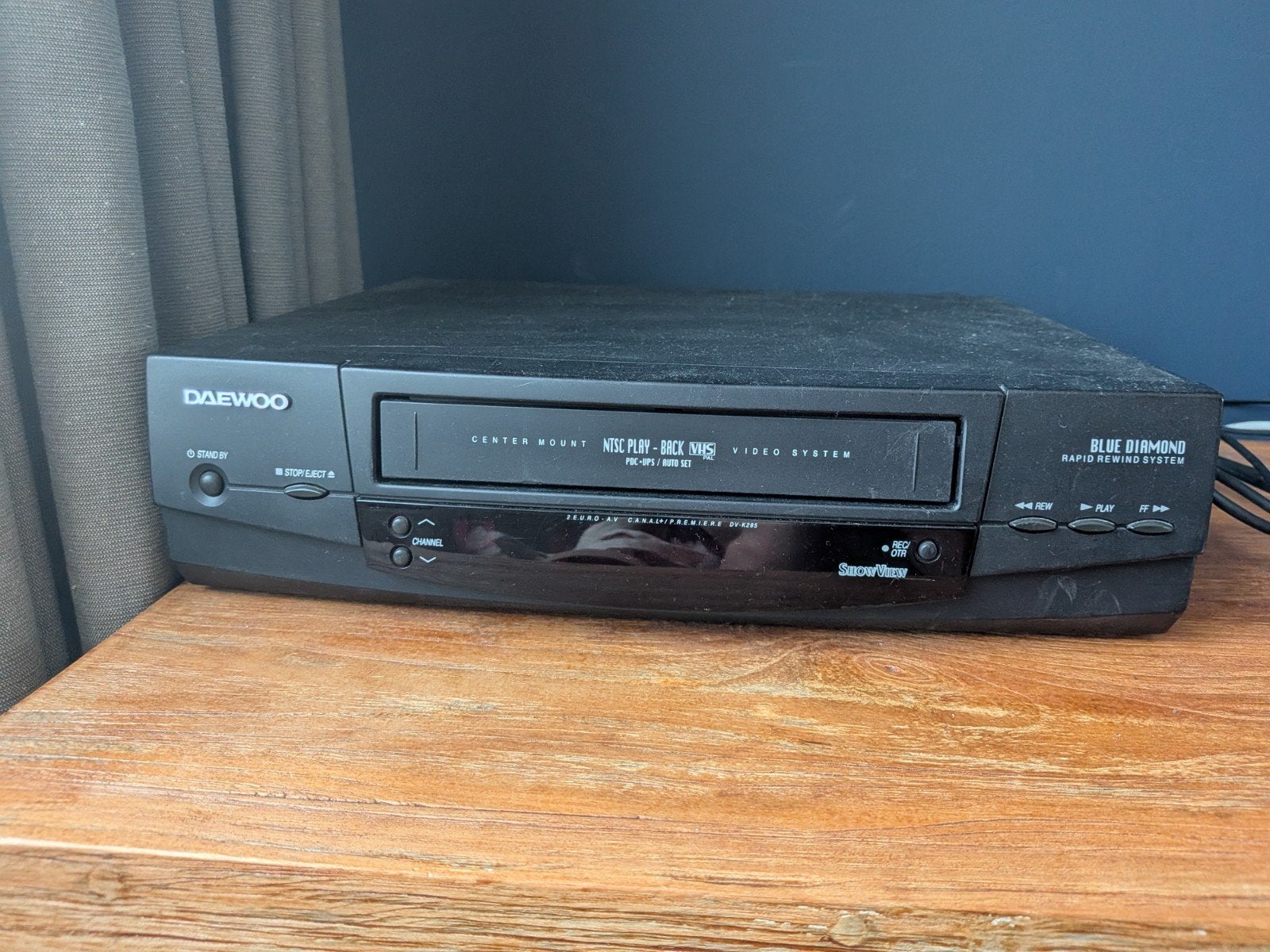 Daewoo Blue Diamond VHS-speler met SCART naar HDMI converter, Ophalen of Verzenden, Gebruikt, VHS-speler of -recorder