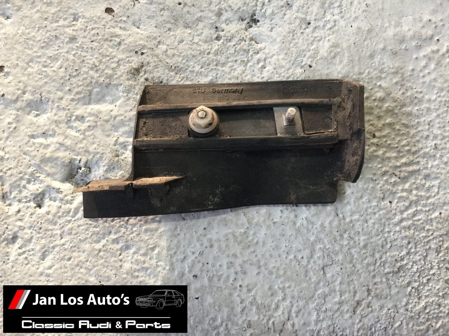 Spatbord lijst links Audi 80 B4 ('91-'95) 895853989, Gebruikt, -, -, Links