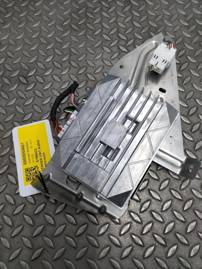 RENAULT SYMBIOZ 1.6 E-TECH 145 SYMBIOZ SCE VERSTERKER UNIT A, Ophalen of Verzenden, Gebruikt, Stiba lid