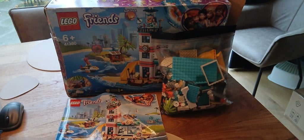 LEGO Friends Lighthouse Rescue Center 41380, Ophalen of Verzenden, Zo goed als nieuw, Complete set, Lego