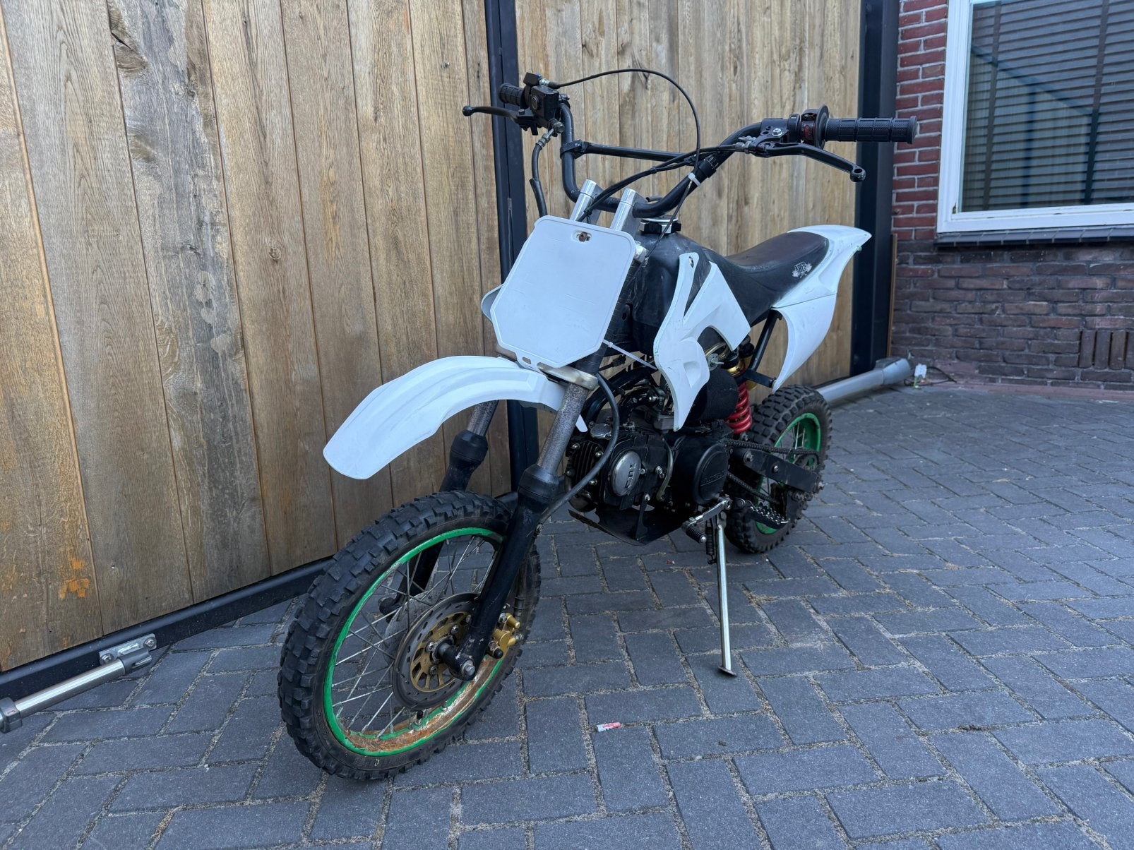 Pitbike dirtbike 125cc, Fietsen en Brommers, Ophalen, Zo goed als nieuw, Pitbike
