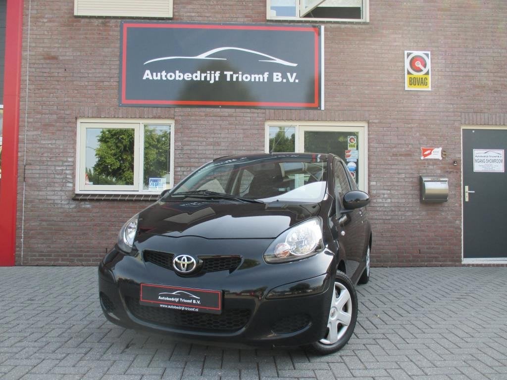 Toyota Aygo 12 maanden garantie..!, Voorwielaandrijving, Stof, Gebruikt, Met garantie (alle)