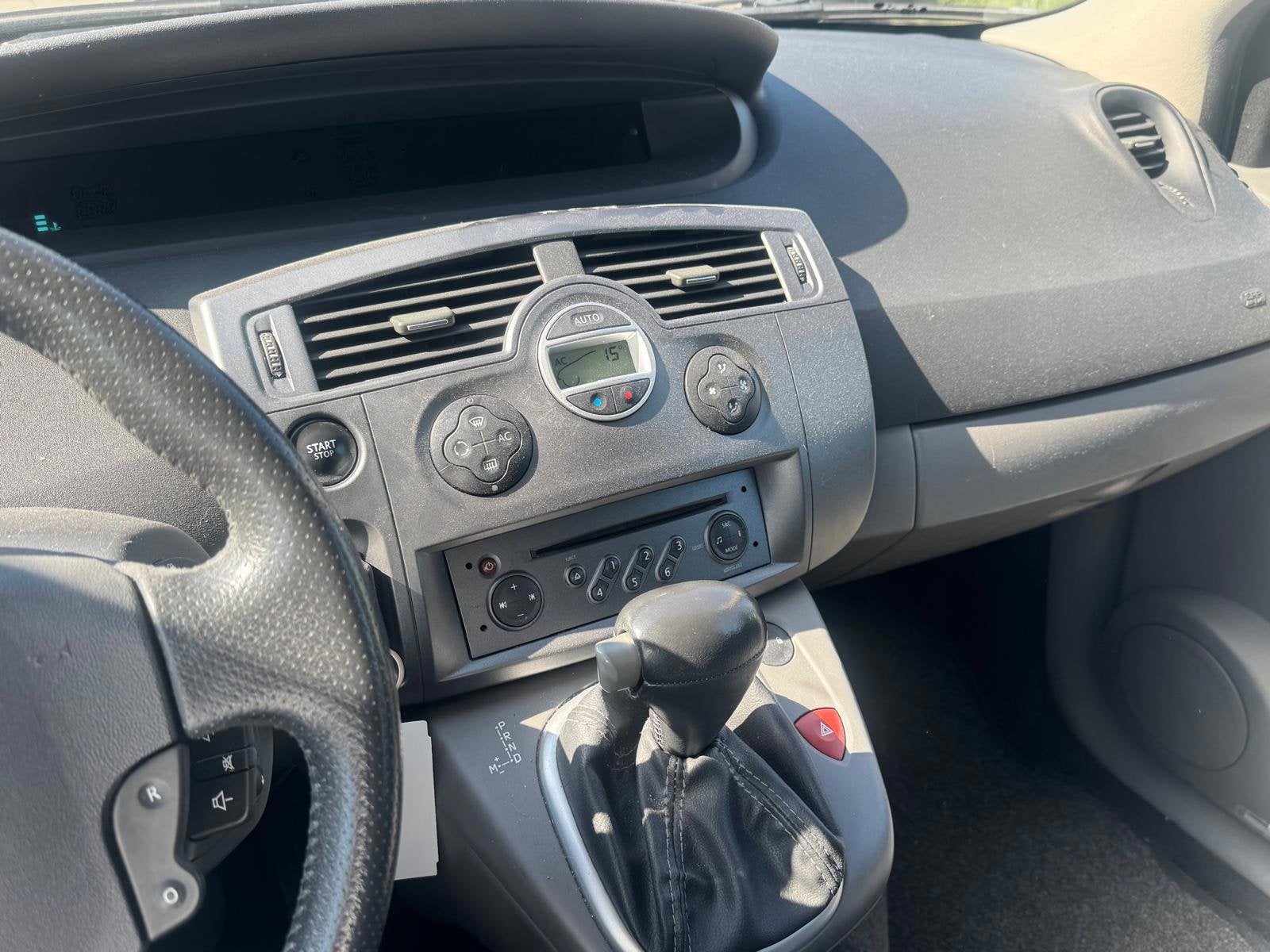 Renault Scénic 2.0-16V Privilège Luxe/Automaat/airco/nieuw, Auto's, 135 pk, 4 cilinders, Origineel Nederlands, 650 kg