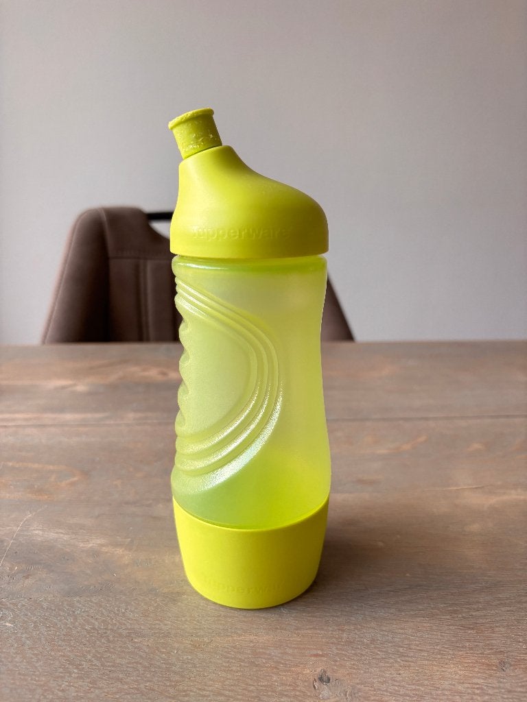 Tupperware bidon met handig bakje, lekvrij, Ophalen of Verzenden, Zo goed als nieuw, Groen, Met tuit/dop
