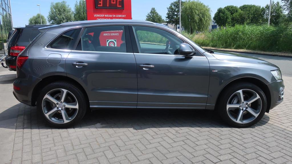 Audi Q5 2.0 TFSI quattro Adrenalin Sport / Stoelverwarming /, Gebruikt, Euro 6, 4 cilinders, Bedrijf