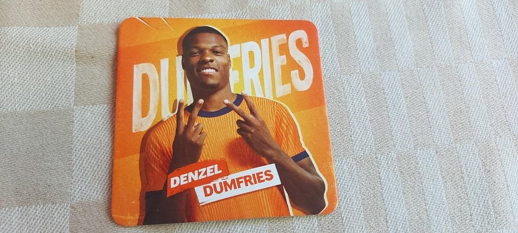 voetbal plaatje EK 2024 Denzel Dumfries nr 27, Ophalen of Verzenden, Nieuw, Buitenlandse clubs, Poster, Plaatje of Sticker
