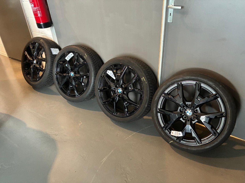 BMW 1-serie 2-serie F70 F74 velgen 19 + winterbanden Hankook, Auto-onderdelen, 19 inch, Gebruikt, Banden en Velgen, Personenwagen