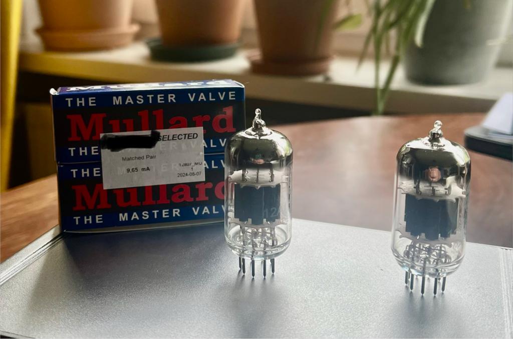 Mullard 12AU7/ECC82 Matched Paar Buizen - Nieuw, Ophalen of Verzenden, Versterker