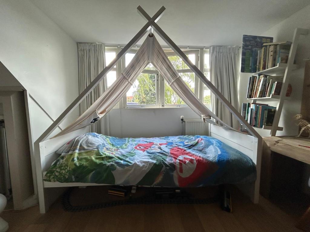 Kinderbed Cool Kids Tipi Bed - Superhero, Ophalen, 85 tot 100 cm, Gebruikt, Lattenbodem