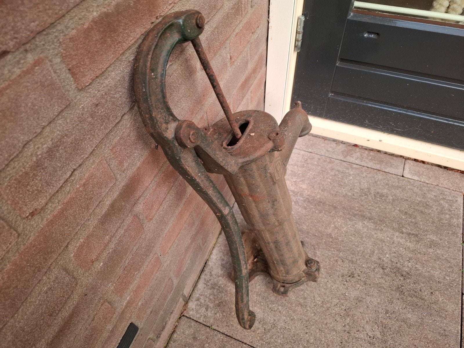 Antieke gietijzeren waterpomp, Tuin en Terras, Ophalen, Gebruikt, Handmatig, Overige typen