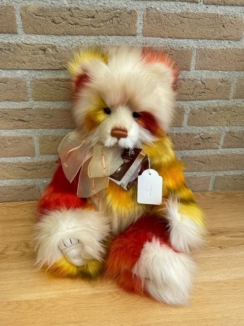 Charlie Bears Carnival en Anni versary 48cm, Verzamelen, Beren en Cherished Teddies, Overige merken, Headbear@charliebears.com