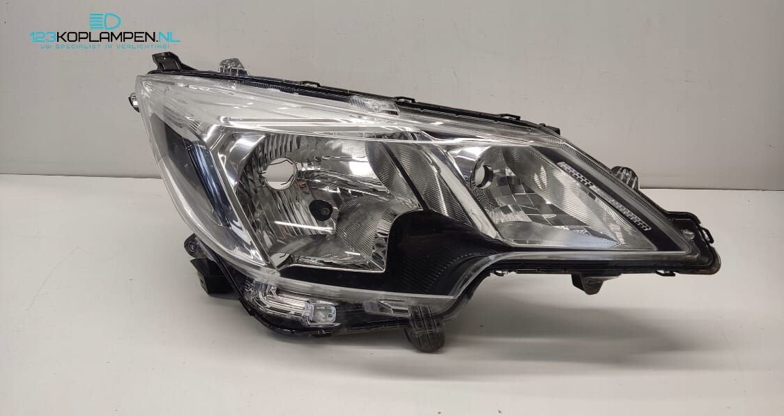 Mitsubishi Space Star 2 Facelift koplamp rechts, Gebruikt, -, -, Ophalen of Verzenden