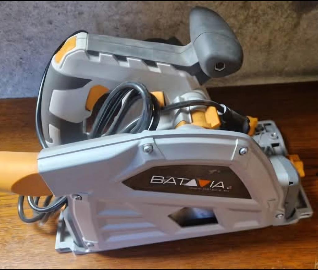 Batavia invalzaag 1200 watt, Ophalen