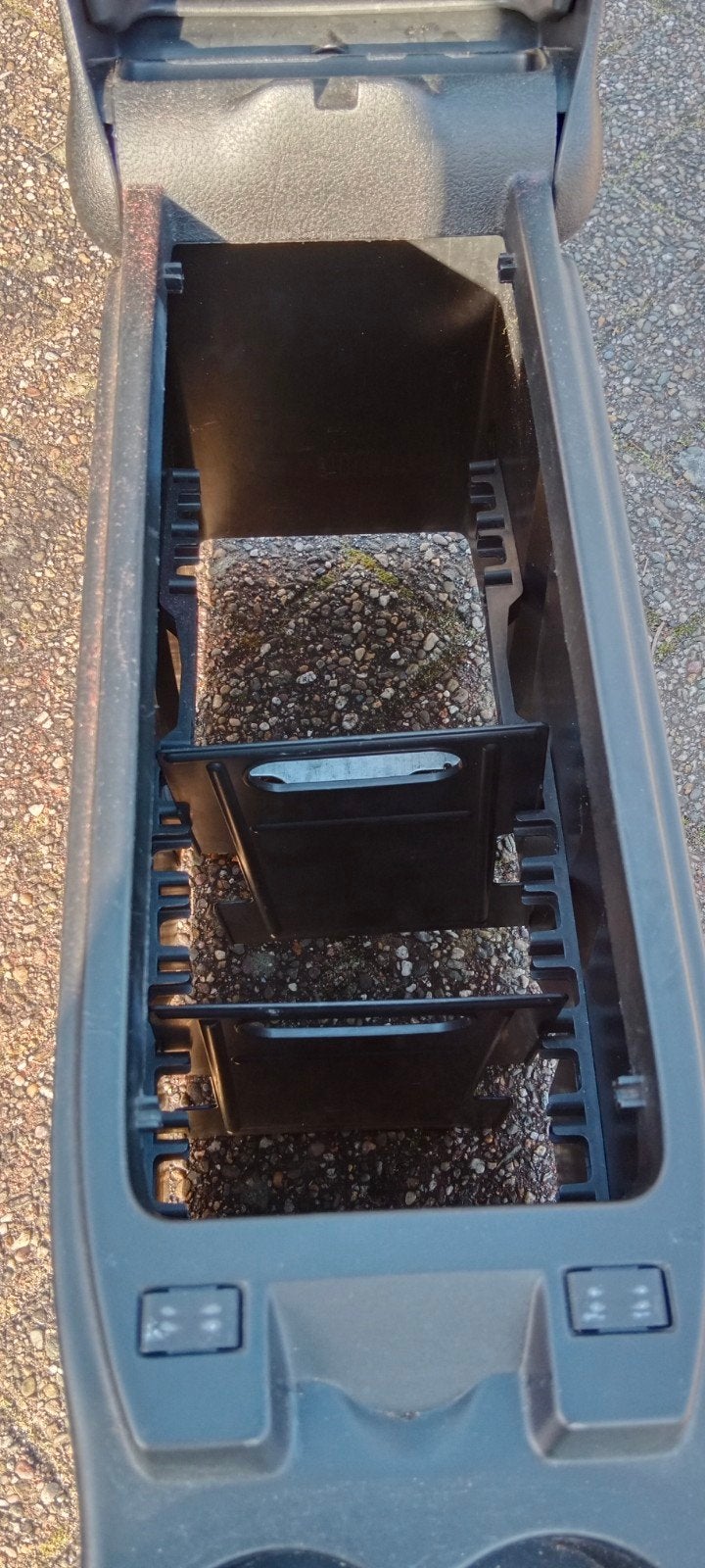 Tussen console Renault busje, Ophalen
