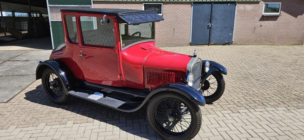 Ford Model T Doctor's Coupé 1926, Auto's, Oldtimers, Particulier, Ford, Benzine, Coupé, Automaat, Rood, Beige, Velours, Ophalen