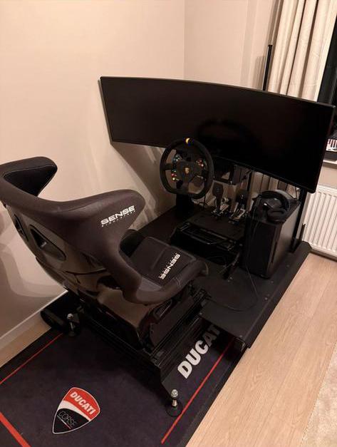SimuCube | Venym Atrax | Sim-Lab | Race Simulator, Ophalen, 1 speler, Racen en Vliegen, Virtual Reality