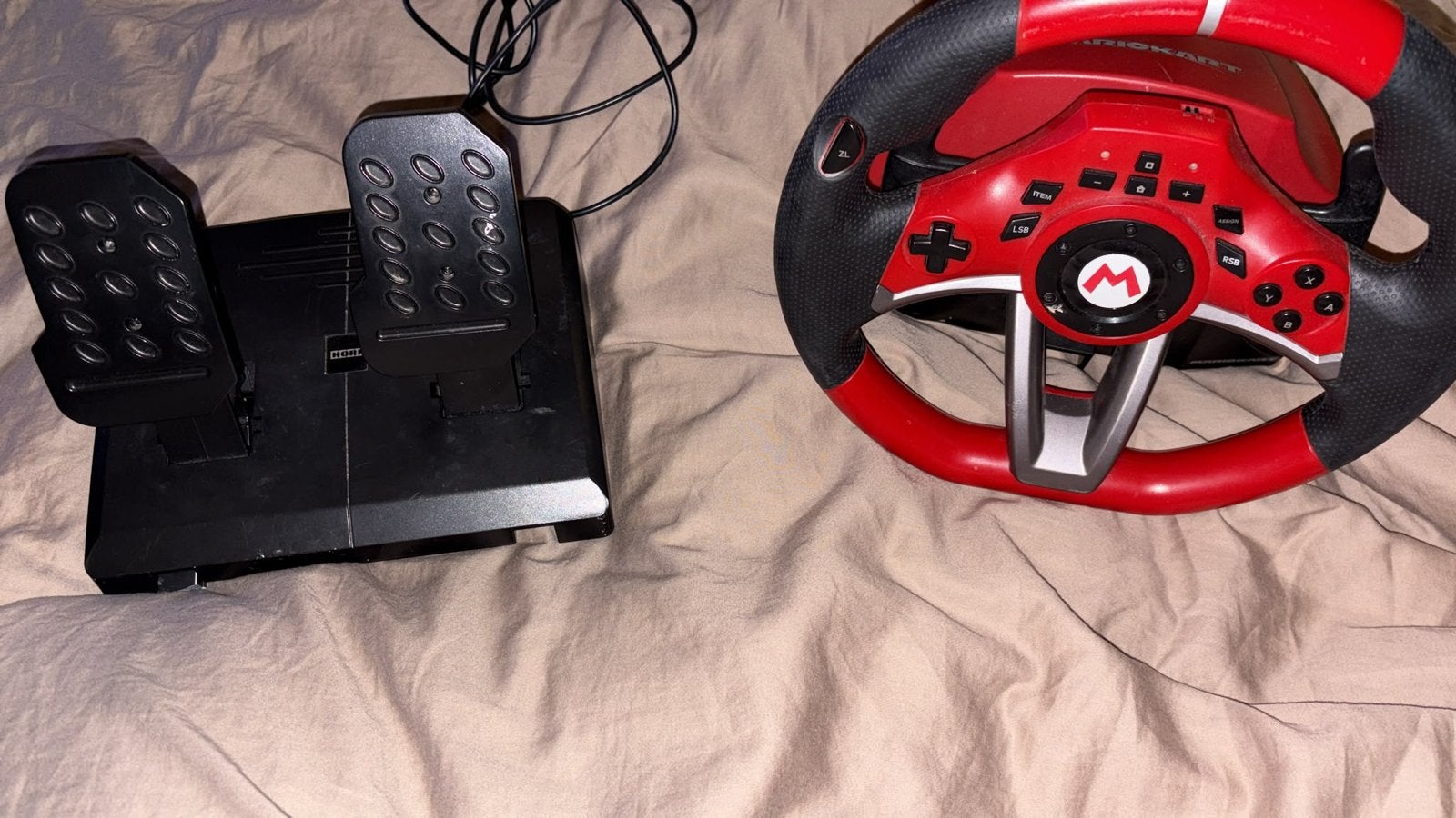 Hori Mario Kart Racestuur met Pedalen voor Nintendo Switch, Spelcomputers en Games, Racestuur, Gebruikt, Nintendo, Ophalen of Verzenden