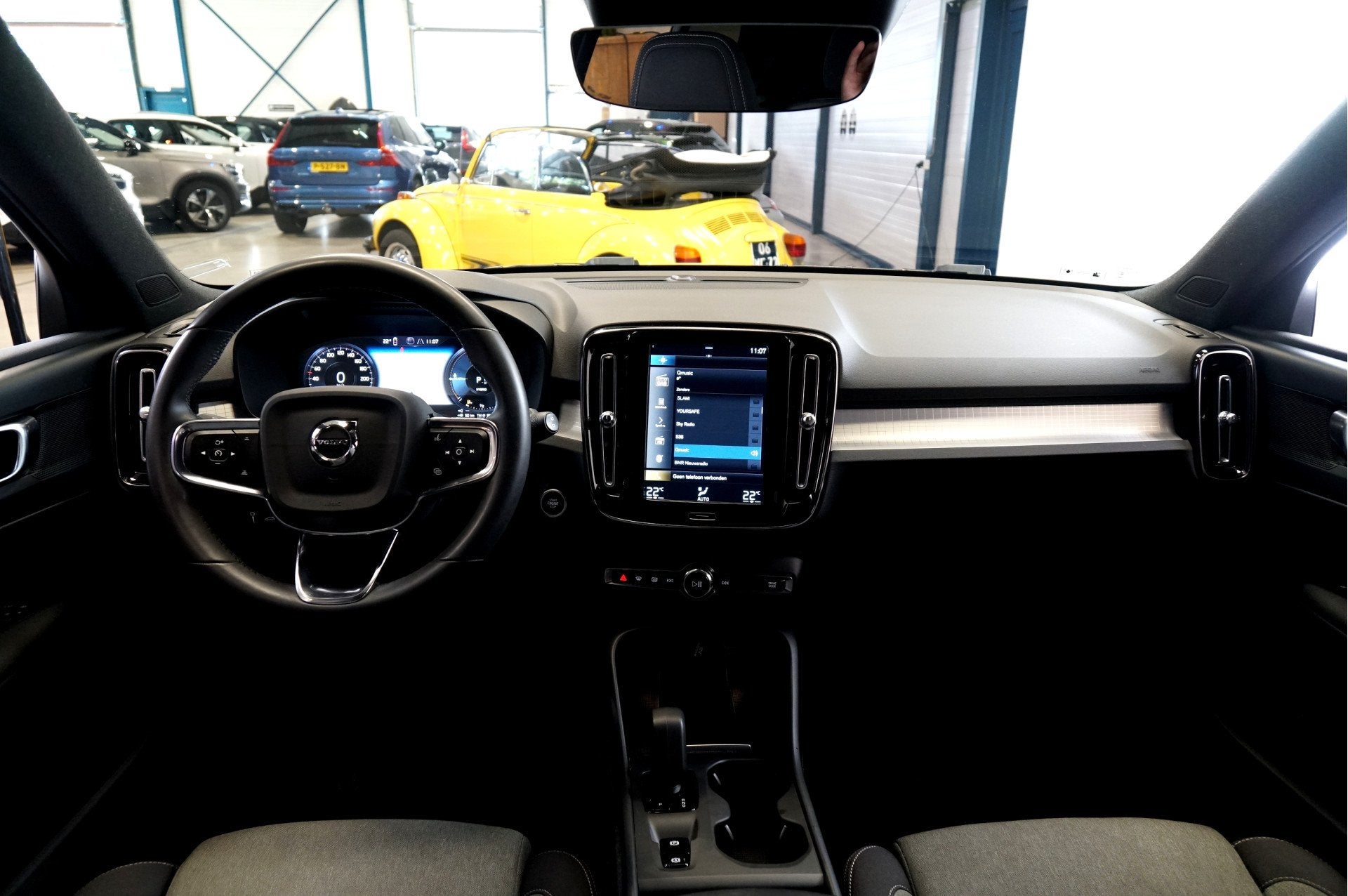 Volvo XC40 1.5 T4 Plug-in Hybrid 155kW/211pk DCT7 Inscriptio, Auto's, Dealer onderhouden, Stof, Met garantie (alle), Blauw