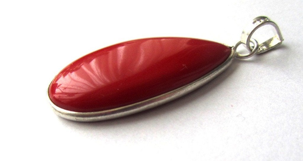 925 Zilveren ketting hanger met rode koraal edelsteen, Ophalen, Zo goed als nieuw, Met edelsteen, Rood