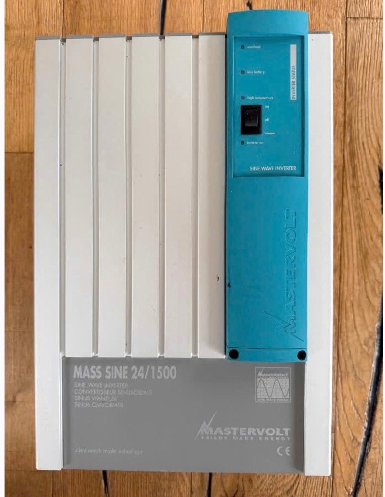 Mastervolt 24/1500 Mass Sine omvormer Goed werkend 1500 watt, Ophalen, Zo goed als nieuw, Overige typen
