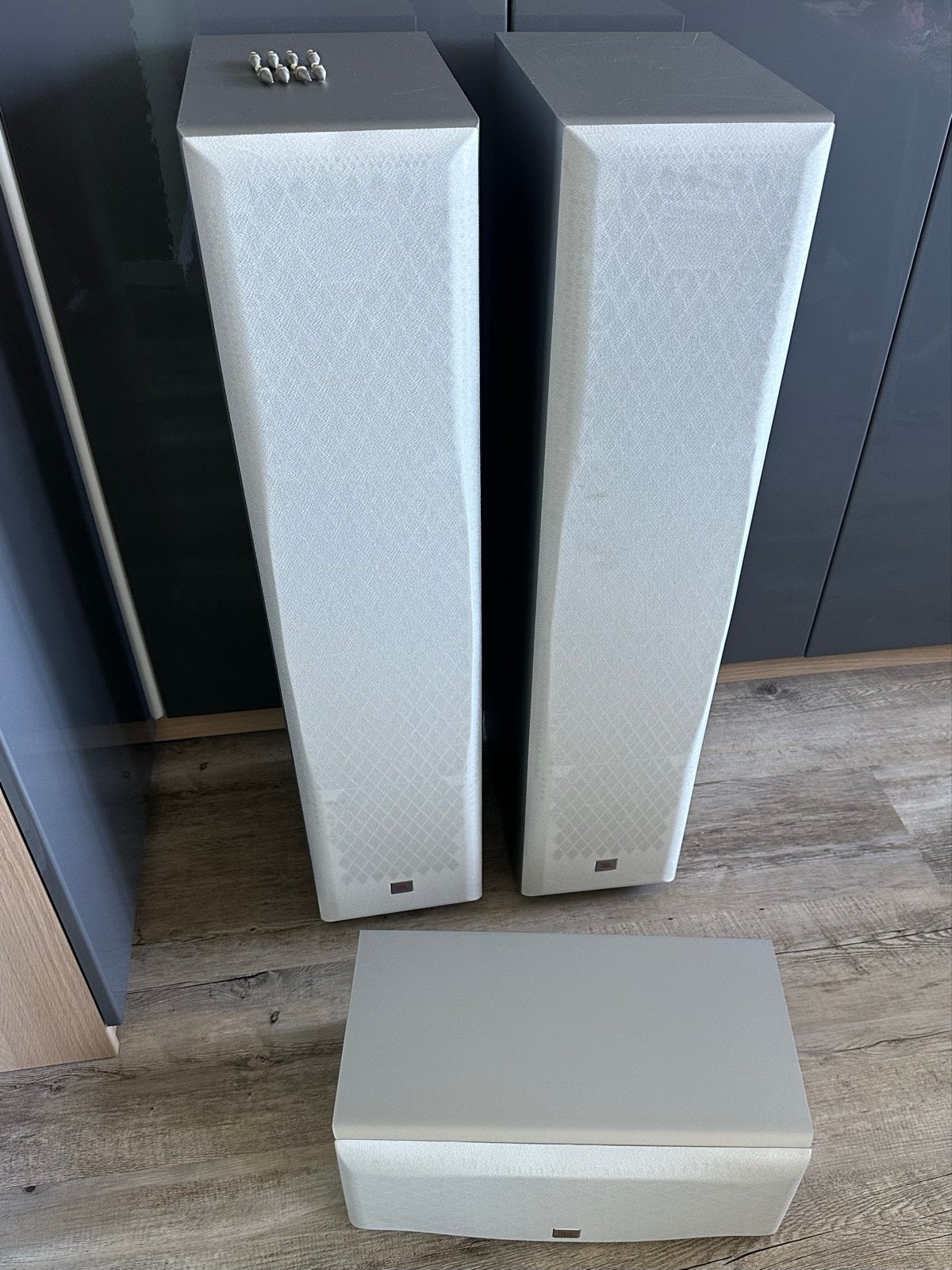 JBL Northridge E80 (2x) en JBL EC25 centerspeaker, Gebruikt, JBL, Speakerset, Geschikt voor surround/home cinema