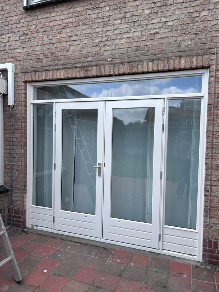 Tuindeuren met Glas en horsysteem - Zo Goed als Nieuw, Doe-het-zelf en Verbouw, Deuren en Horren, Ophalen, Gebruikt, Buitendeur