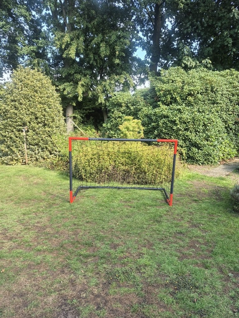 voetbaldoel( merk kipstra), Kinderen en Baby's, Ophalen, Zo goed als nieuw