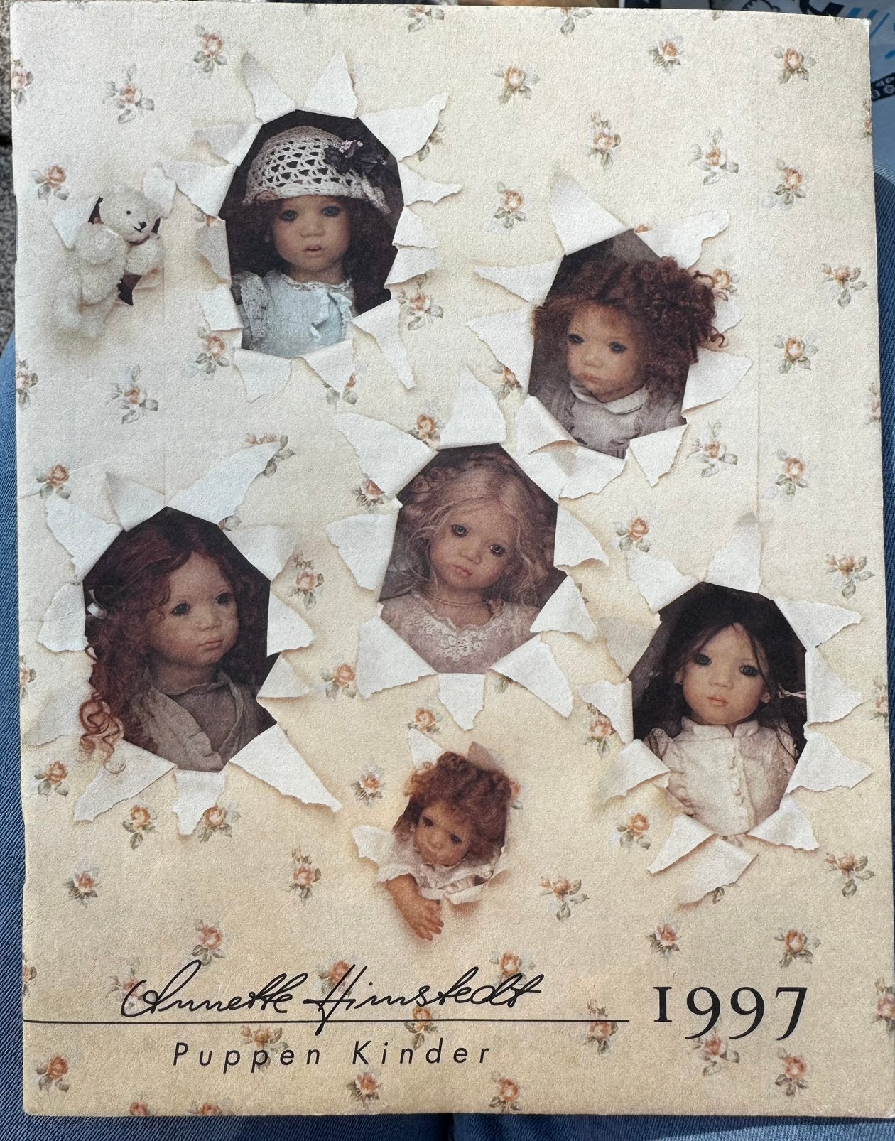 Prospectus poppen kinderen van Annette Himstedt 1997, Verzamelen, Ophalen of Verzenden, Zo goed als nieuw, Pop