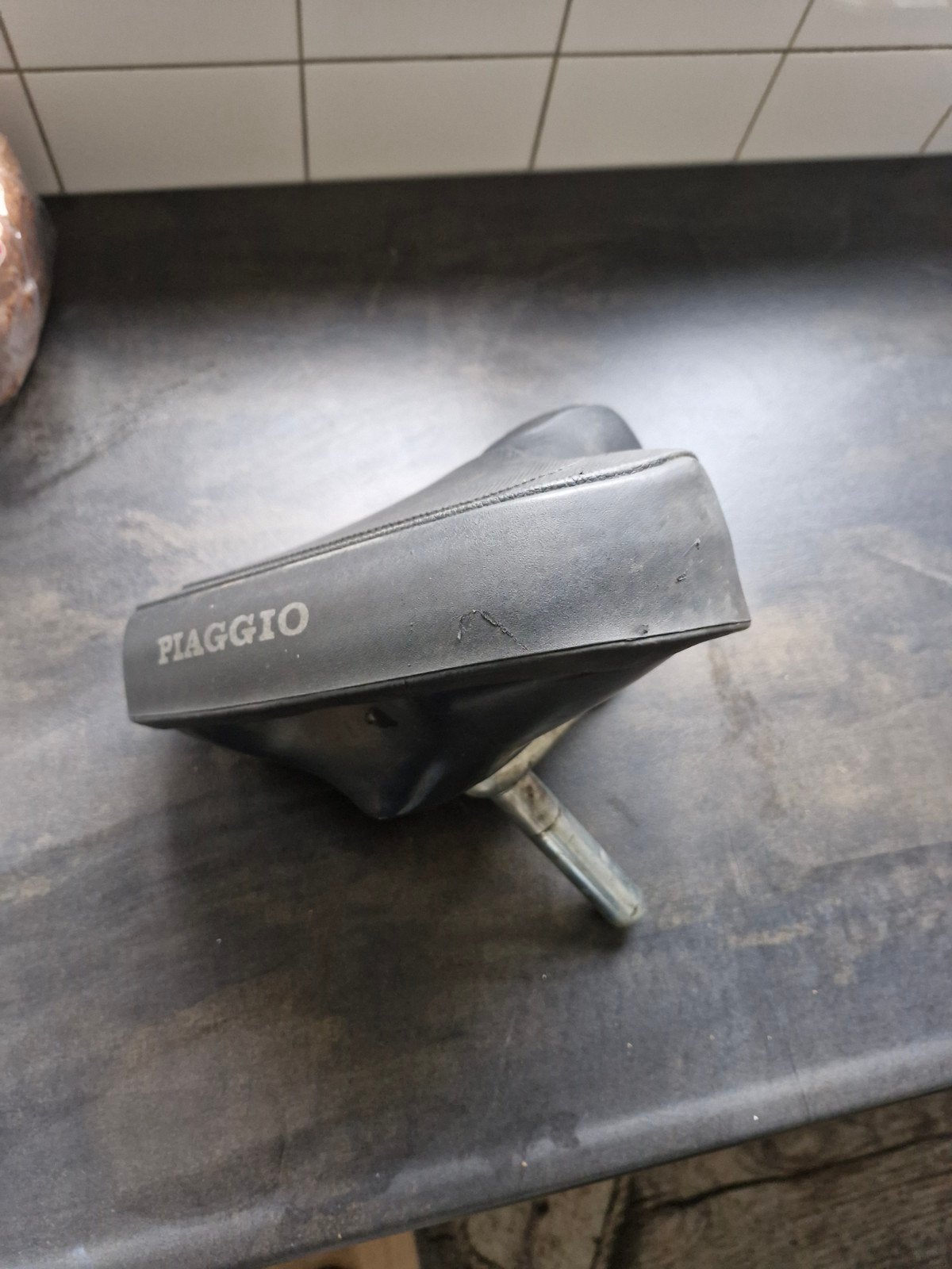 Piaggio scooter zadel - Zo goed als nieuw, Ophalen of Verzenden, Zo goed als nieuw, Zadel, Piaggio