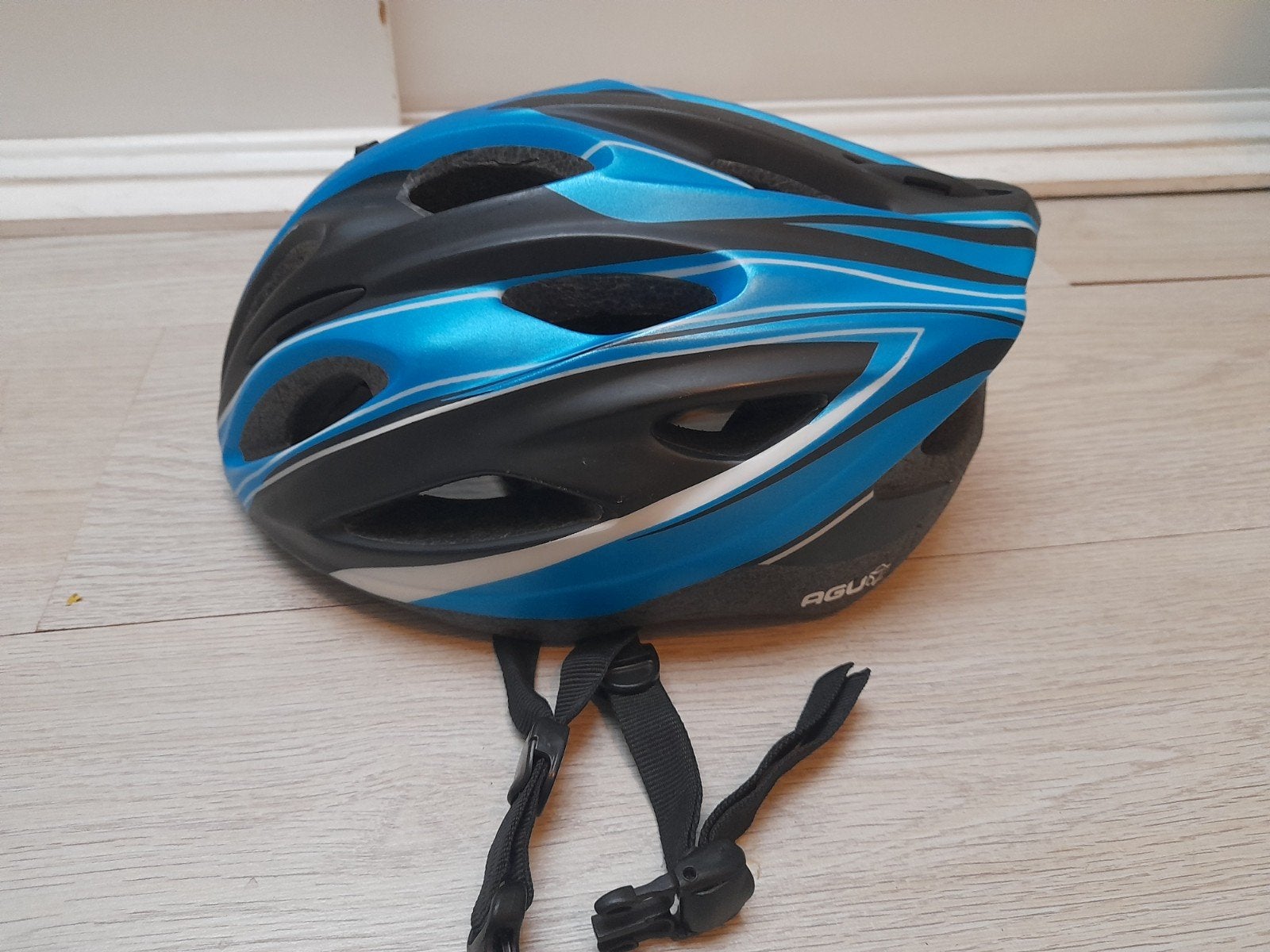 AGU Fietshelm L/XL - Zwart/Blauw, Gebruikt, Ophalen of Verzenden, XL, Heer of Dame