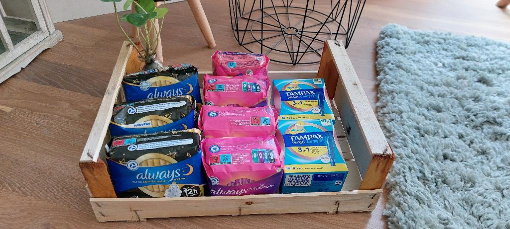 Maandverband ( met vleugels ) en tampons, Ophalen of Verzenden, Nieuw, Overige typen