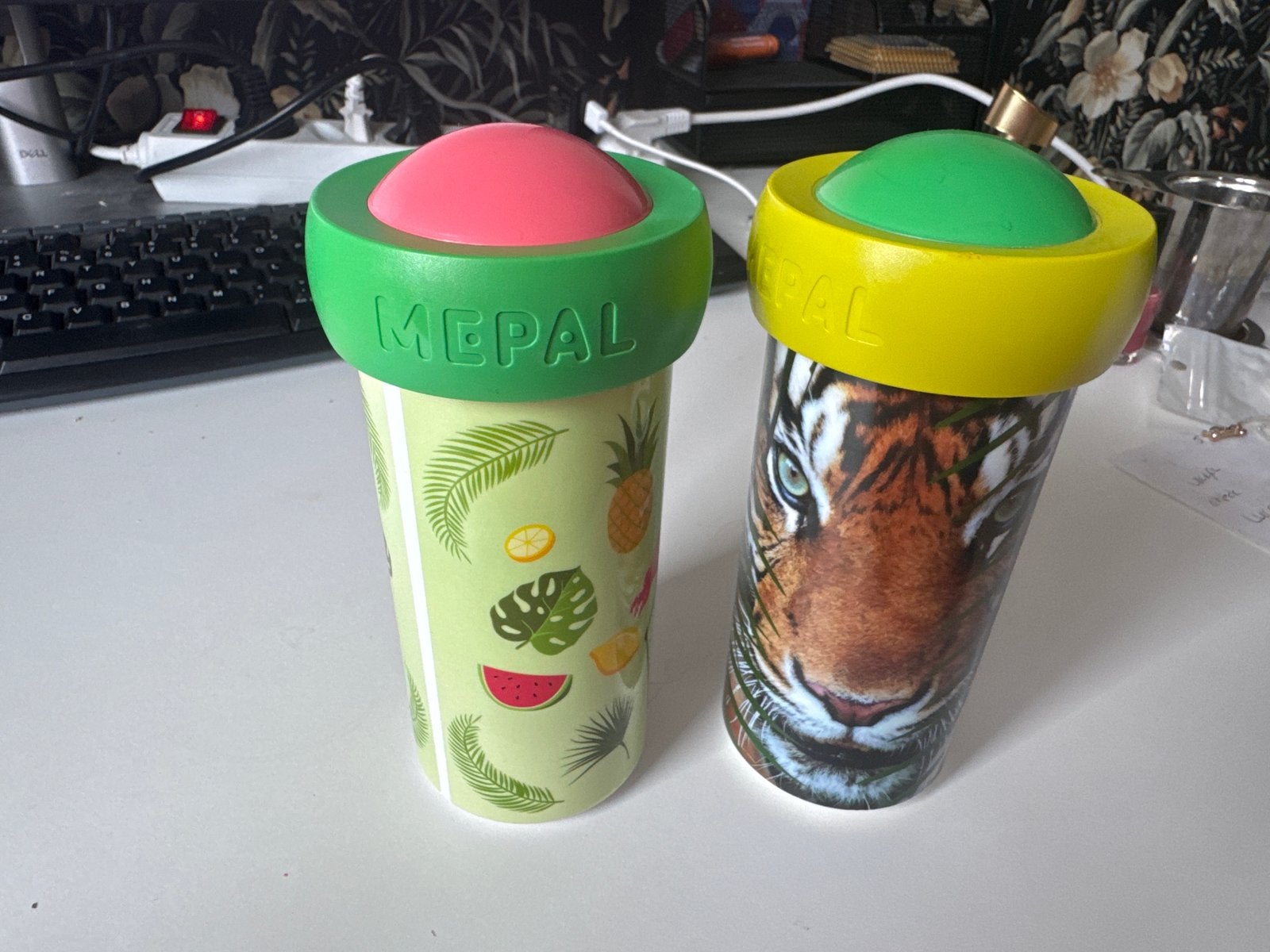 Mepal drinkbekers met vrolijke prints - 2 stuks, Ophalen, Gebruikt