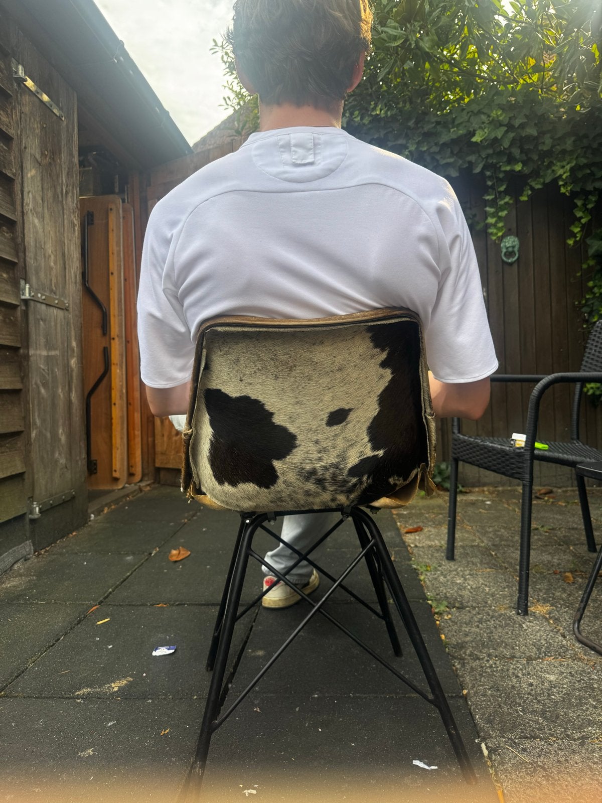 Designer Stoel met koeienhuid print - Gebruikt, Gebruikt, Overige kleuren, Ophalen of Verzenden, Metaal