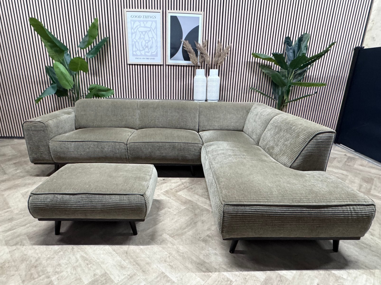 ZGAN | BePureHome Statement Hoekbank Rib - Taupe - 275 x 210, 250 tot 300 cm, -, -, Hoekbank