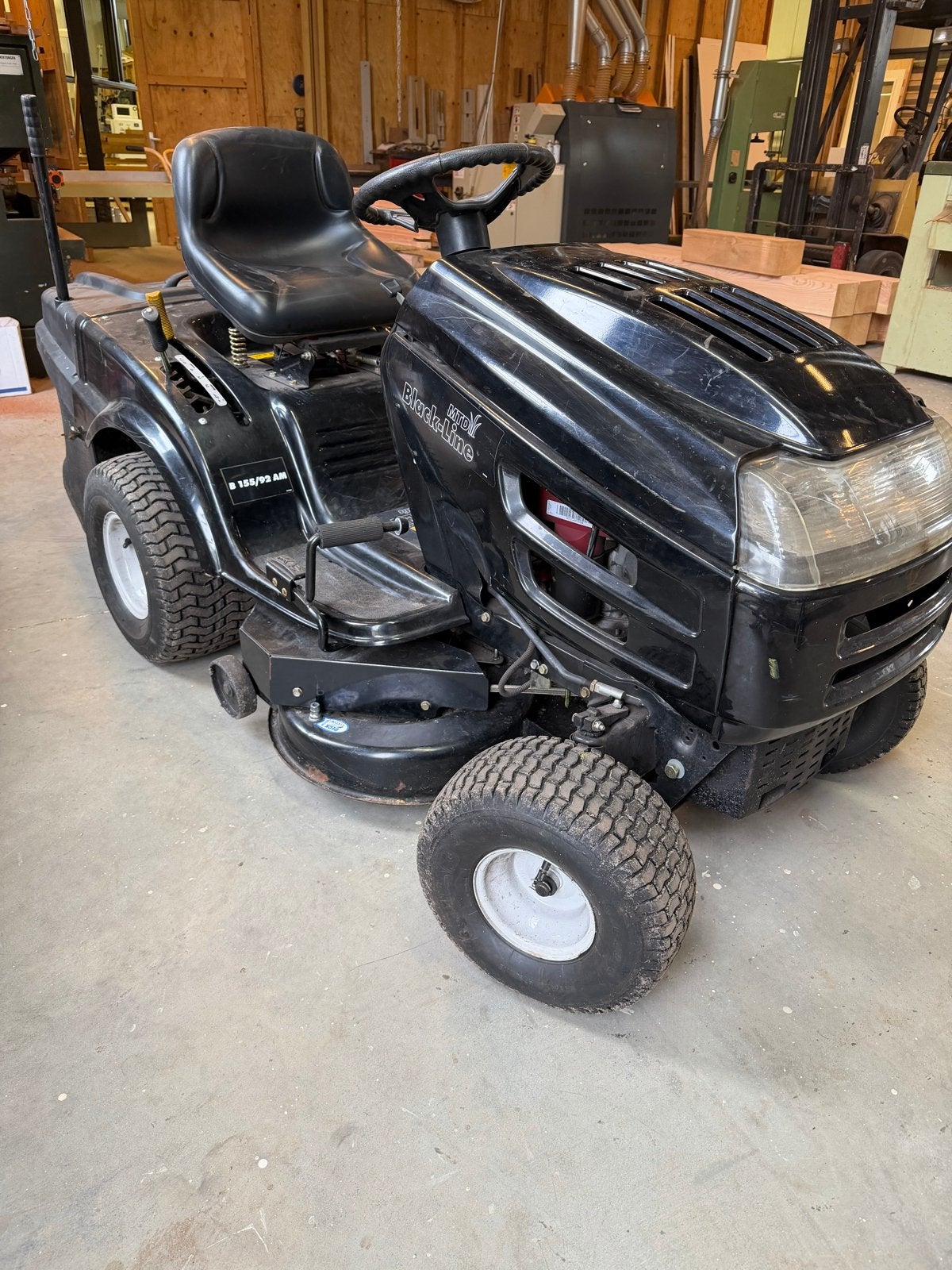 MTD Black-Line B 155/92 AM Zitmaaier - 15.5 PK B&S, Ophalen, Cirkelmaaier, Gebruikt, Opvangbak