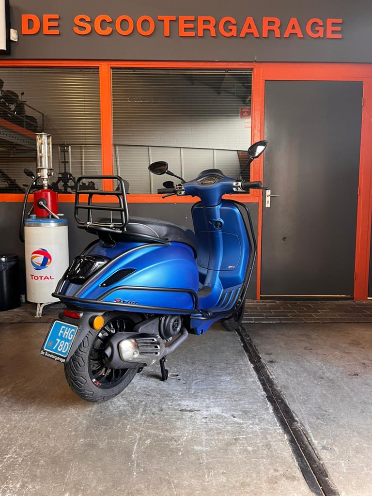 Vespa Sprint 25km snor 2021 Full, Vespa, Gebruikt, Overige modellen, Vespa