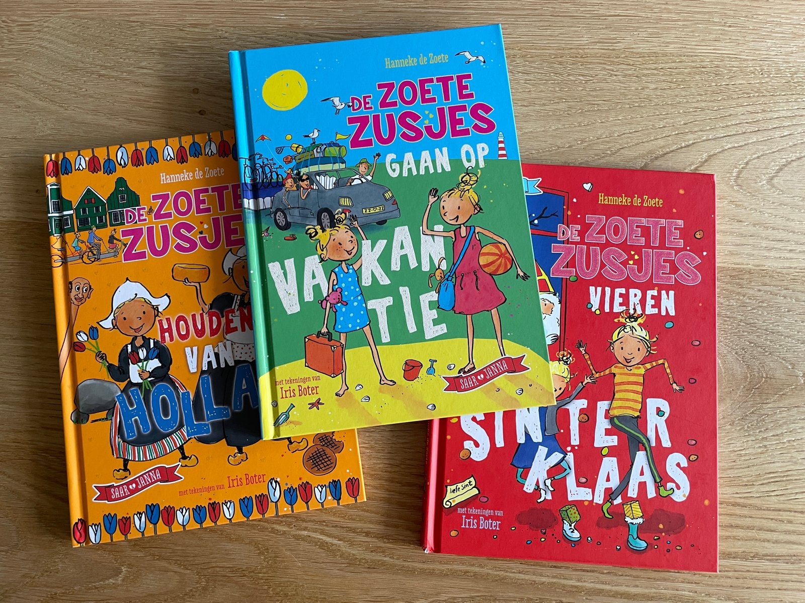 De Zoete Zusjes: Sinterklaas, Vakantie & Holland (3 boeken), Ophalen of Verzenden, Zo goed als nieuw, Fictie algemeen