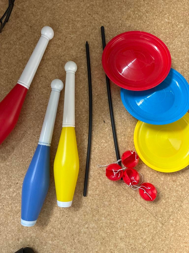 Circus Jongleerset: Kegels, Borden en Diabolo, Ophalen, Gebruikt