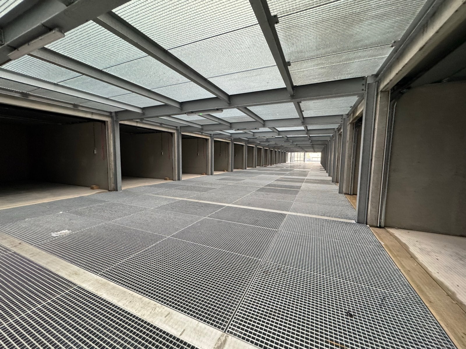 Garageboxen te huur Roelofarendsveen