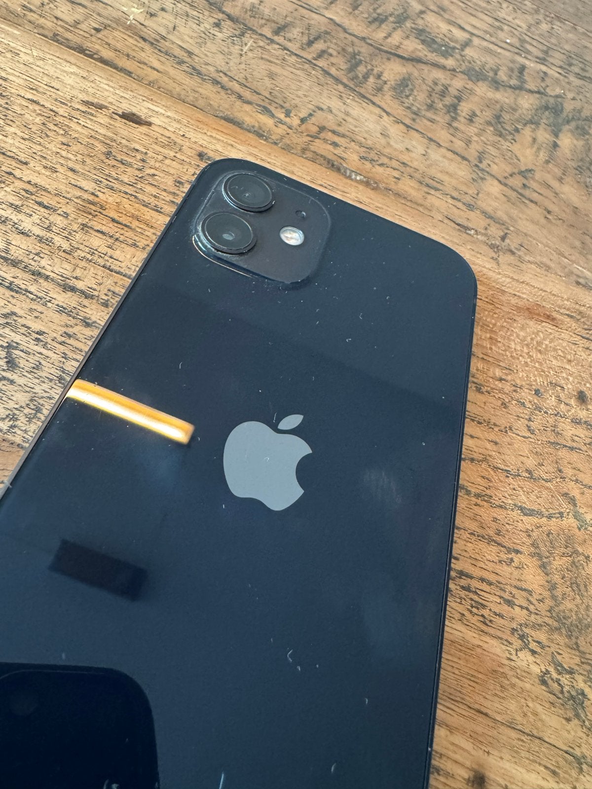 Foto 6 van iPhone 12 Zwart - Incl. Hoesje 128GB