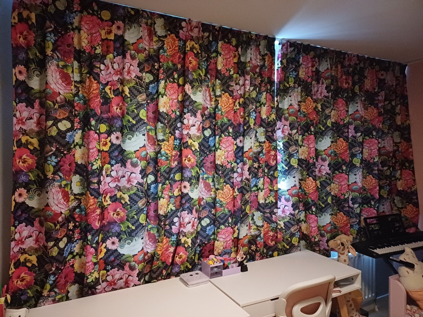 Gordijn verduisterd bloemen 171 cm lang, Huis en Inrichting, Ophalen, Gebruikt, Gordijn